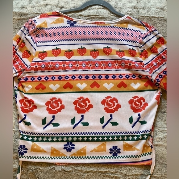 : : LISA SAYS GAH NEW Floral Fruit Quilted Wrap Skirt & Long Sleeve Crop Set : : - Picture 7 of 15